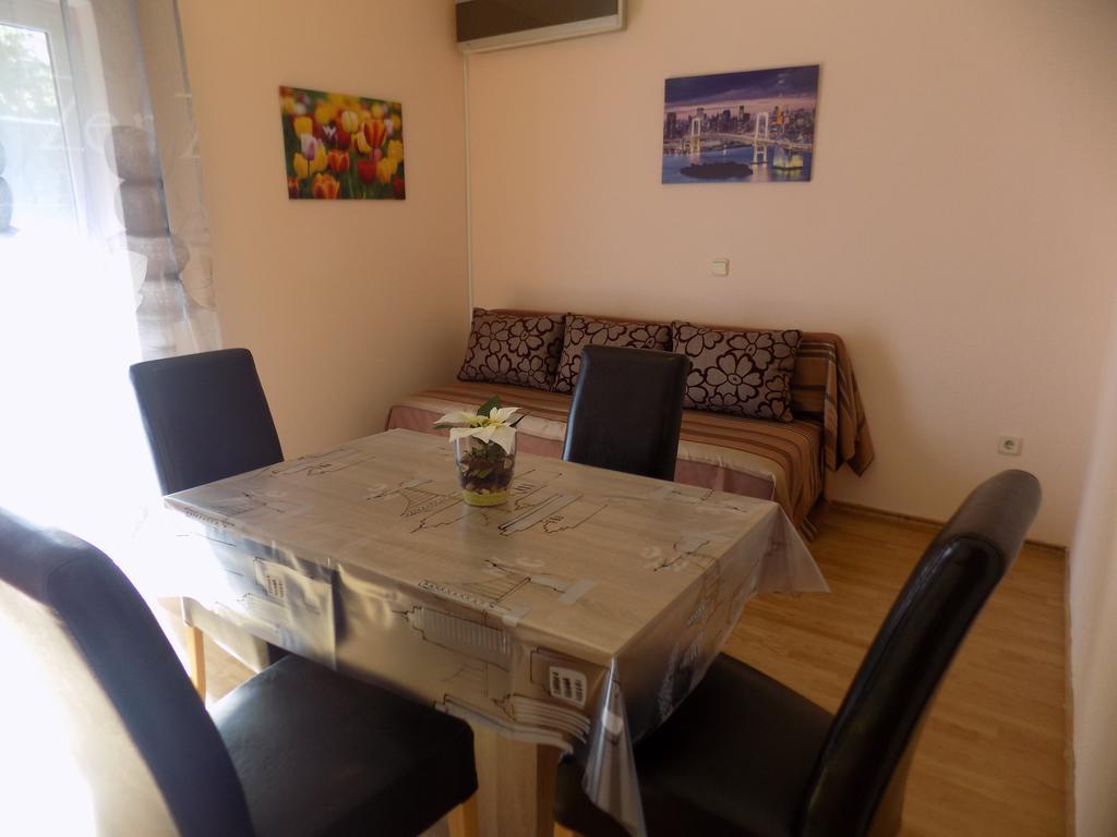 Apartments Las Cabezas Zadar Exterior photo